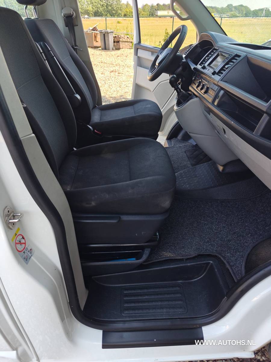 Volkswagen Transporter Volkswagen Transporter 2.0 TDI Pick up , EURO 6 , 150 PK , Airco , trekhaak, lengte bak 2.93 m.