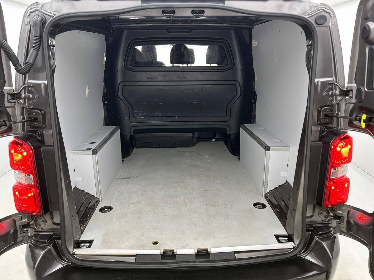 Opel Vivaro-e Opel Vivaro-e L3H1 Dubbele Cabine Edition 75 kWh Airco Cruise Control Navigatie WLTP 317 KM Actieradius