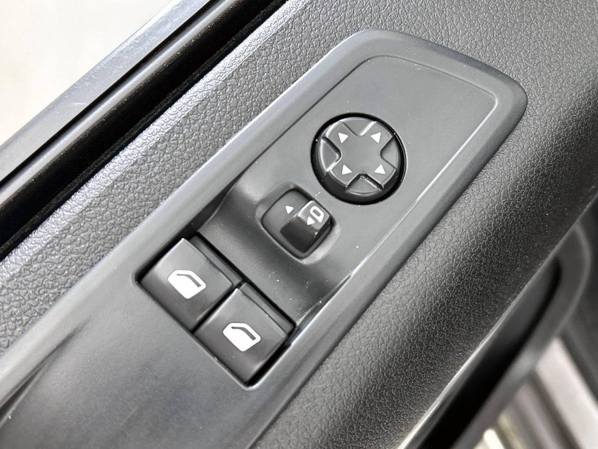 Opel Vivaro-e Opel Vivaro-e L3H1 Dubbele Cabine Edition 75 kWh Airco Cruise Control Navigatie WLTP 317 KM Actieradius