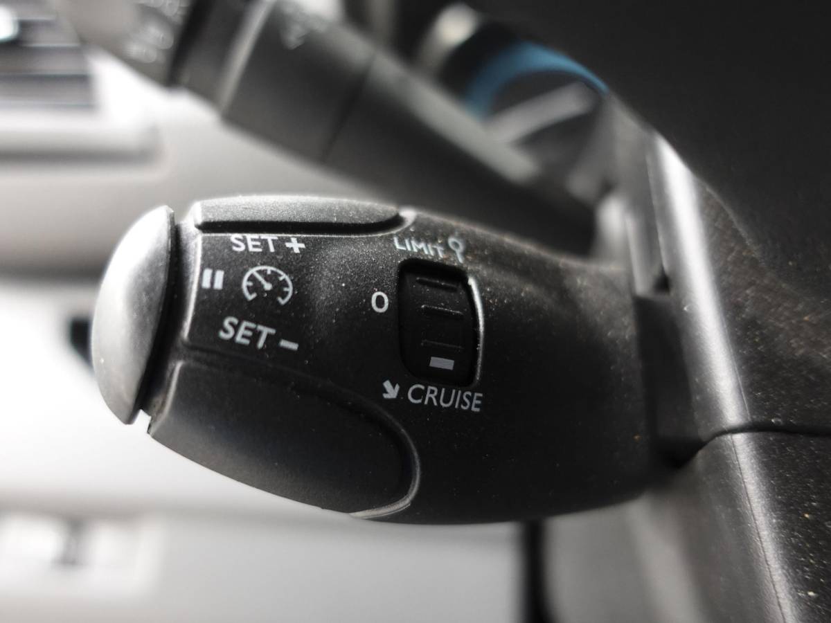 Opel Vivaro-e Opel Vivaro-e L3H1 Edition 75 kWh Automaat Airco Navigatie Cruise Control
