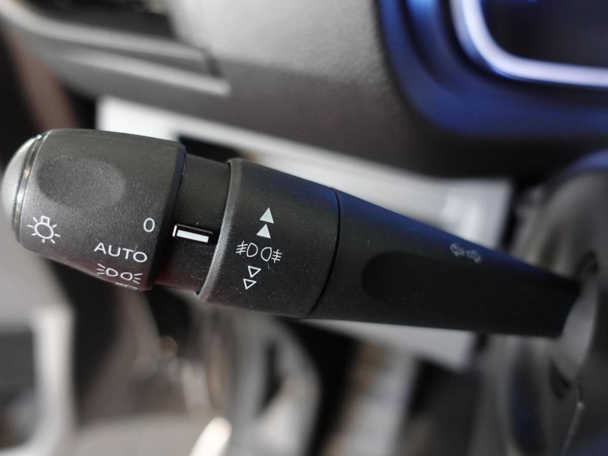 Opel Vivaro-e Opel Vivaro-e L3H1 Edition 75 kWh Automaat Airco Navigatie Cruise Control WLTP 317 km actieradius