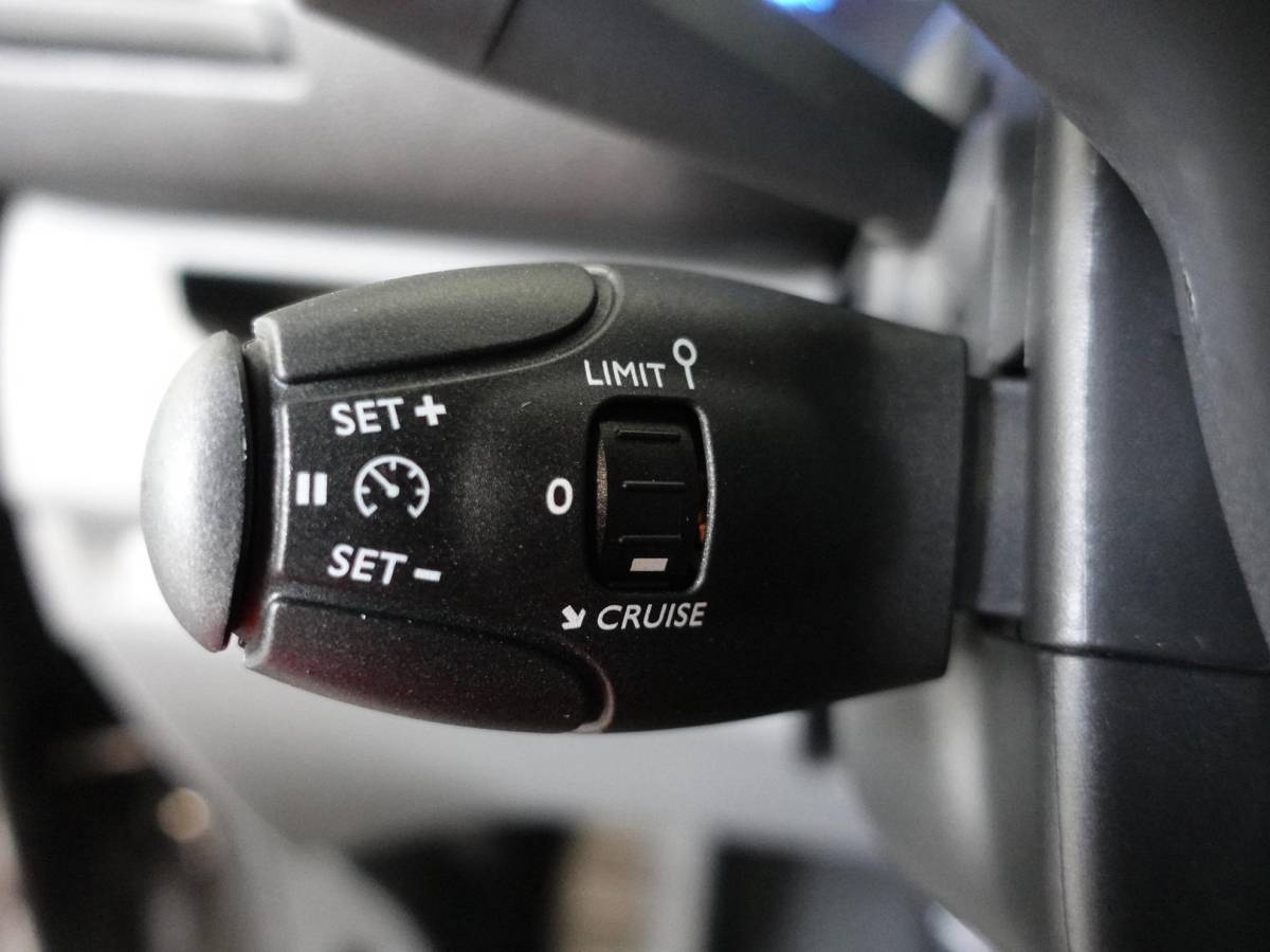 Opel Vivaro-e Opel Vivaro-e L3H1 Edition 75 kWh Automaat Airco Navigatie Cruise Control WLTP 317 km actieradius