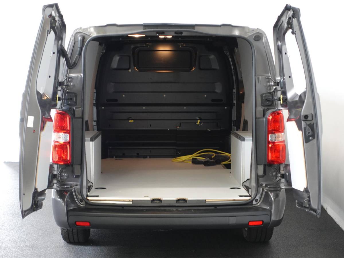 Opel Vivaro-e Opel Vivaro-e L3H1 Edition 75 kWh Automaat Airco Navigatie Cruise Control WLTP 317 km actieradius