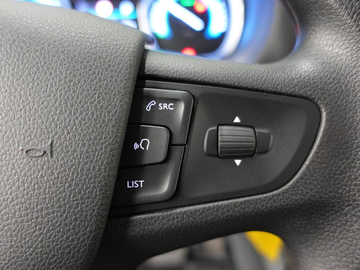 Opel Vivaro-e Opel Vivaro-e L3H1 Edition 75 kWh Automaat Airco Navigatie Cruise Control WLTP 317 km actieradius