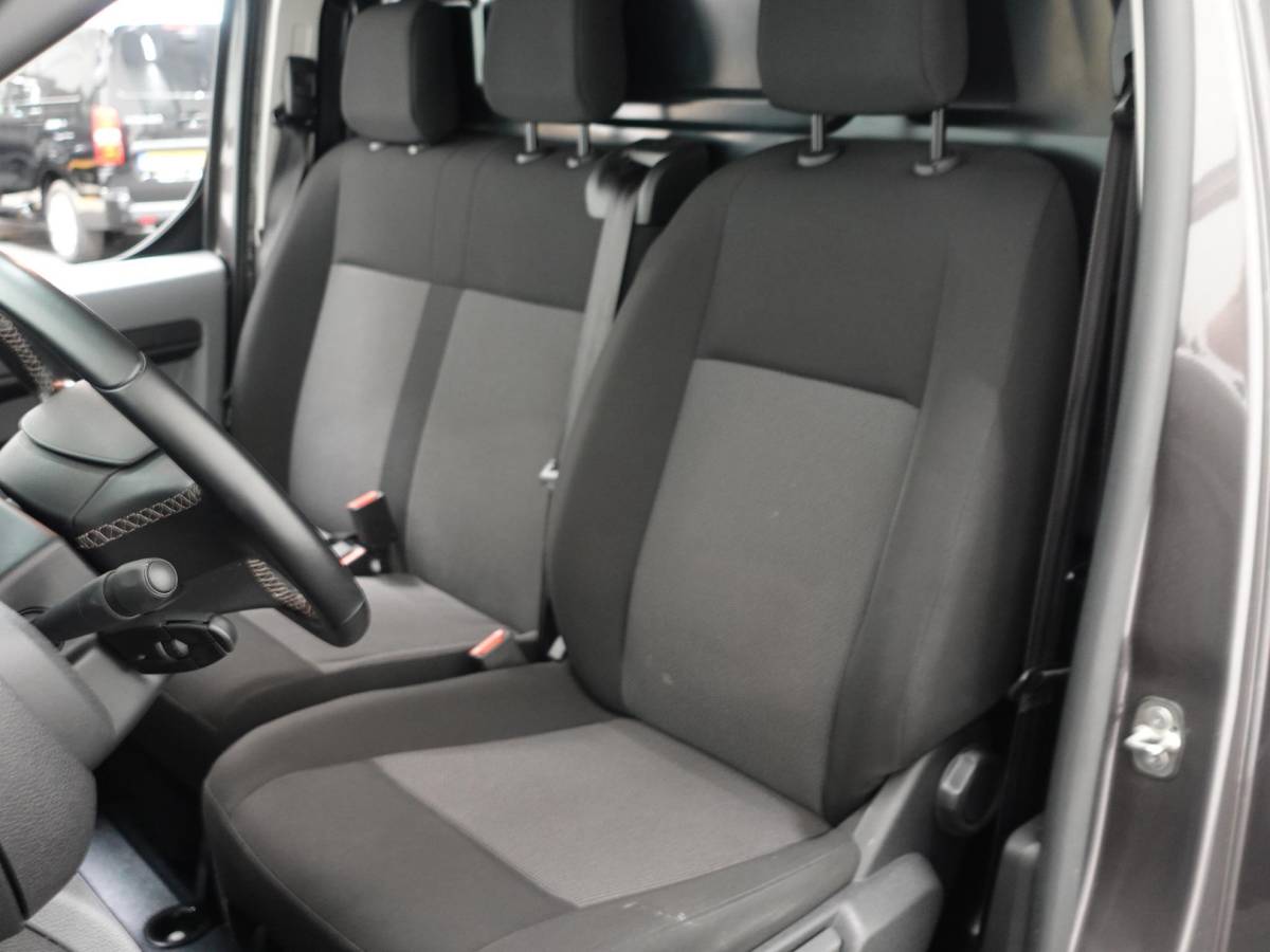 Opel Vivaro-e Opel Vivaro-e L3H1 Edition 75 kWh Automaat Navi Cruise Control Parkeersensoren Camera WLTP 317 km actieradius