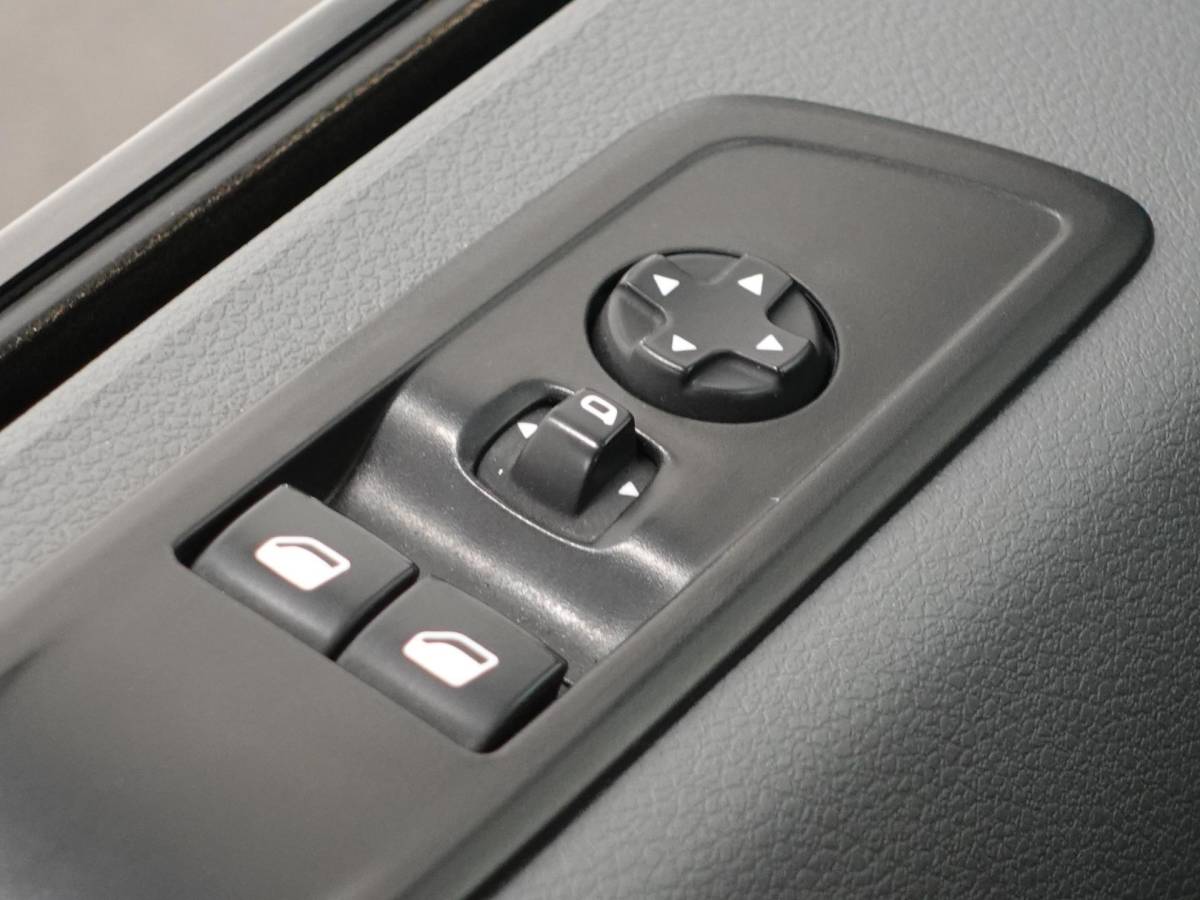Opel Vivaro-e Opel Vivaro-e L3H1 Edition 75 kWh Automaat Navi Cruise Control Parkeersensoren Camera WLTP 317 km actieradius