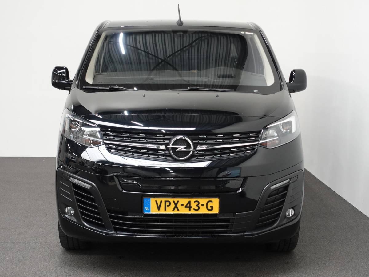 Opel Vivaro-e Opel Vivaro-e 75kWh L2H1 Innovation Automaat Cruise Control Airco Navi Camera 3-zits