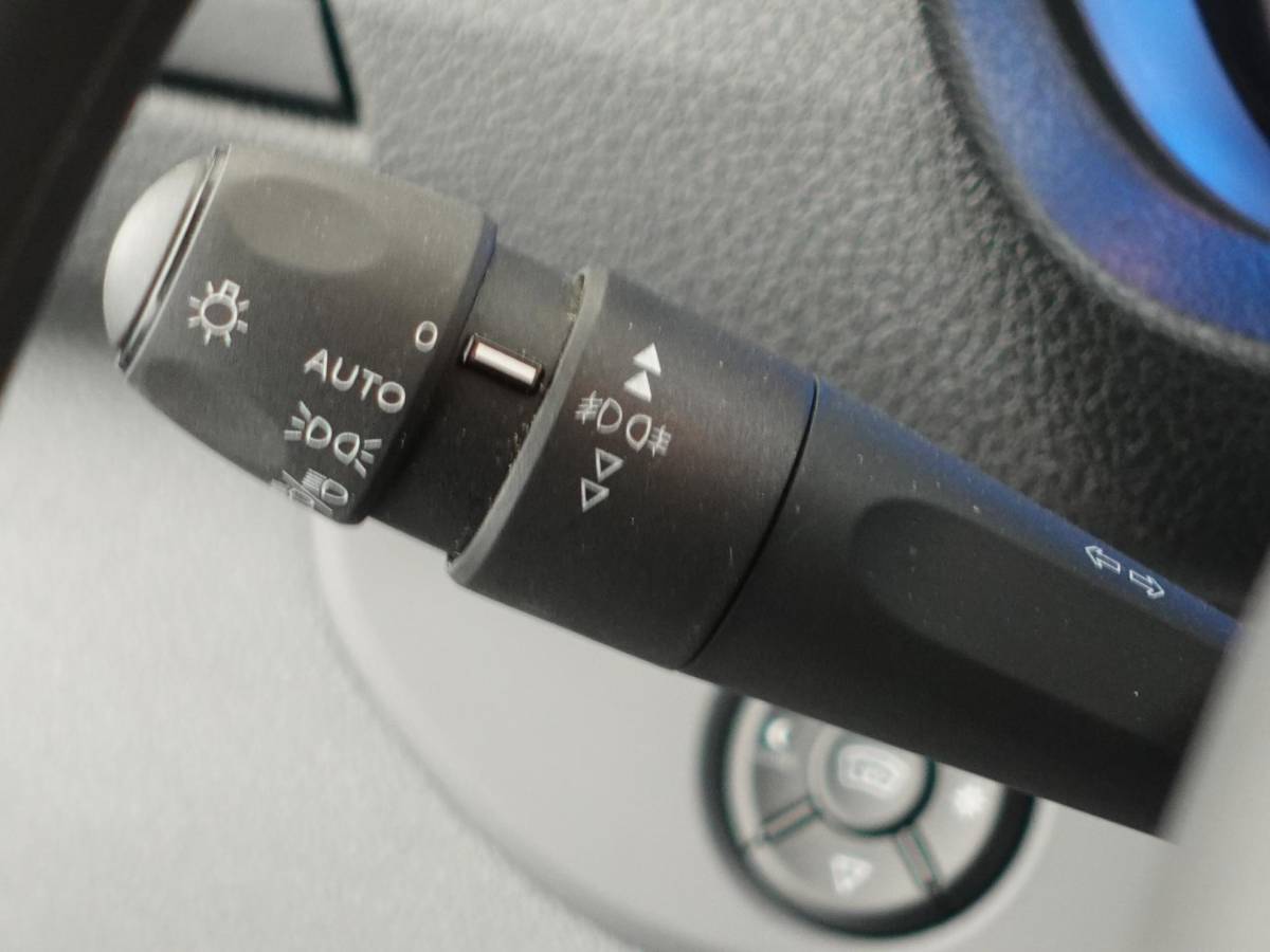 Opel Vivaro-e Opel Vivaro-e 75kWh L2H1 Innovation Automaat Cruise Control Airco Navi Camera 3-zits