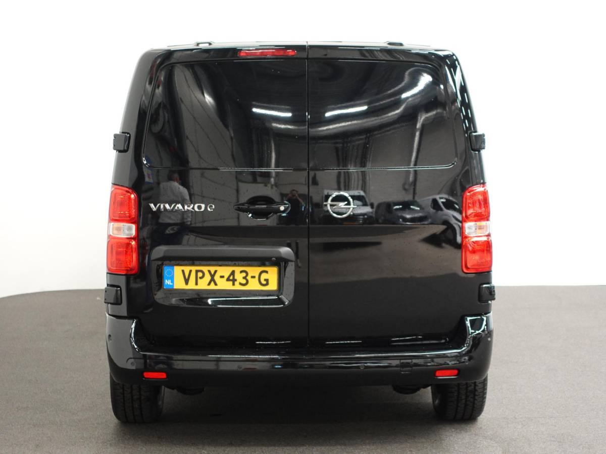 Opel Vivaro-e Opel Vivaro-e 75kWh L2H1 Innovation Automaat Cruise Control Airco Navi Camera 3-zits
