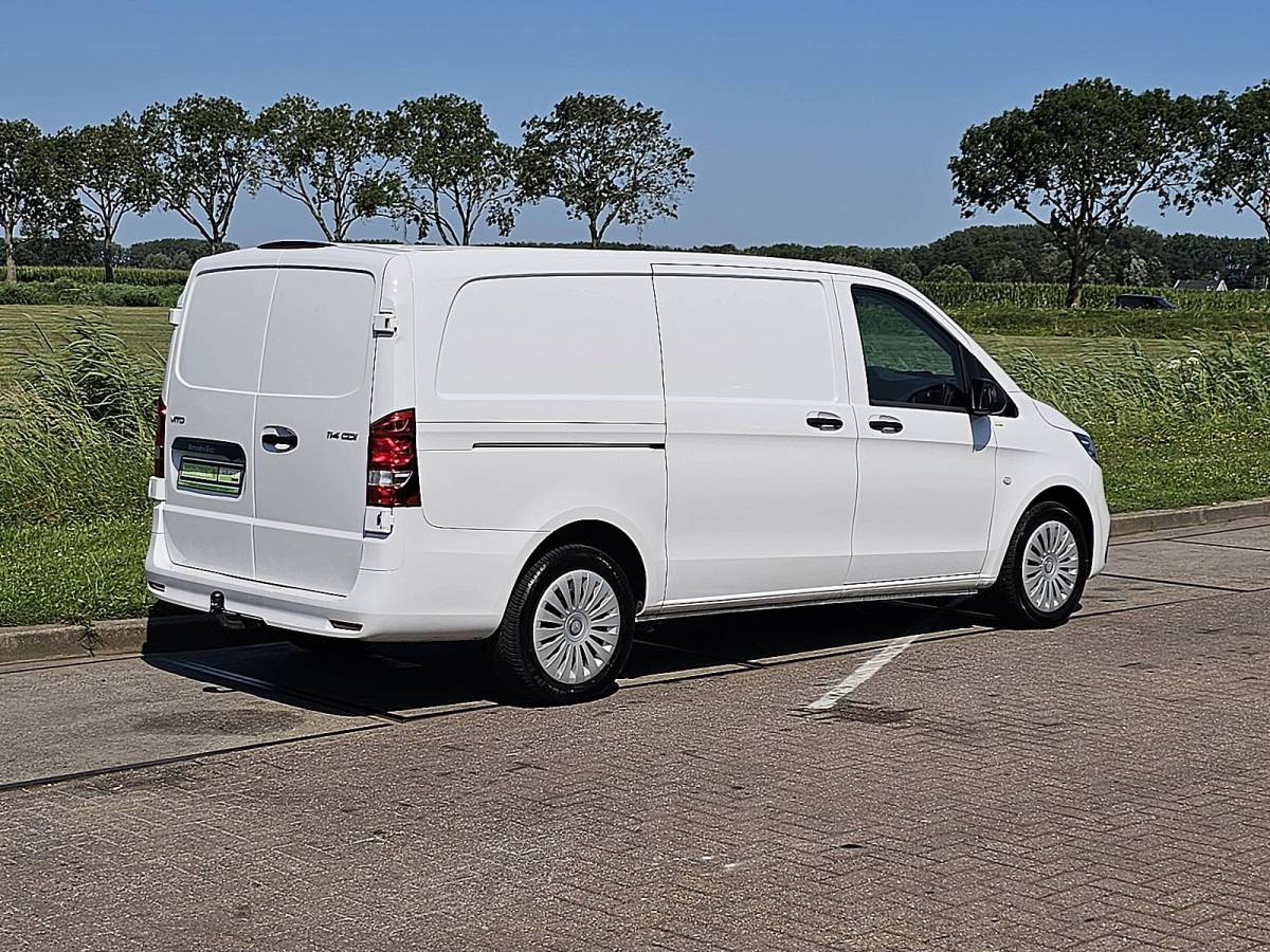 Mercedes-Benz Vito MERCEDES-BENZ VITO 114 l2 led navi automaat