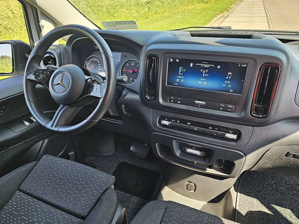 Mercedes-Benz Vito MERCEDES-BENZ VITO 114 l2 led navi automaat