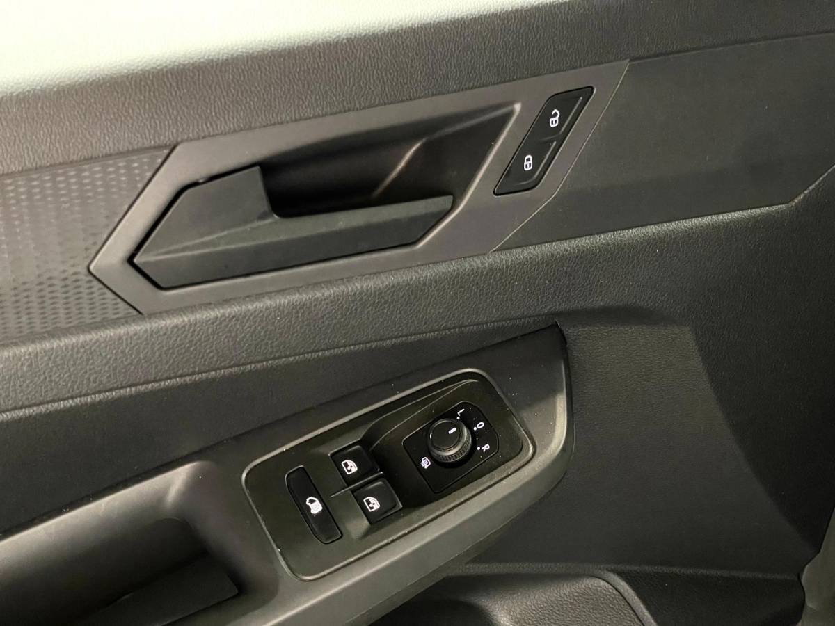 Ford Transit Connect Ford TRANSIT CONNECT 2.0 EcoBlue L1 Trend AIRCO NAVI CAR-PLAY TREKH NAP