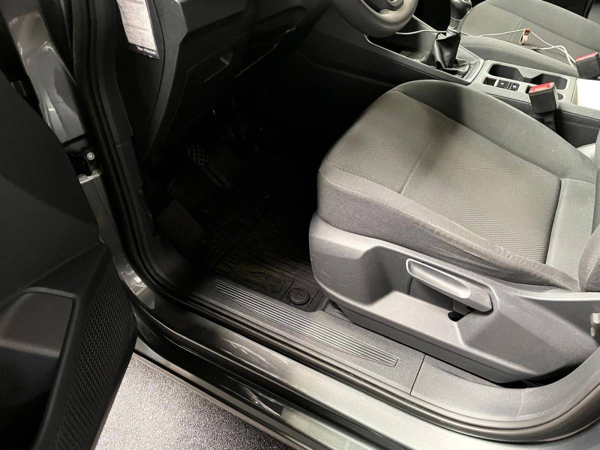 Ford Transit Connect Ford TRANSIT CONNECT 2.0 EcoBlue L1 Trend AIRCO NAVI CAR-PLAY TREKH NAP