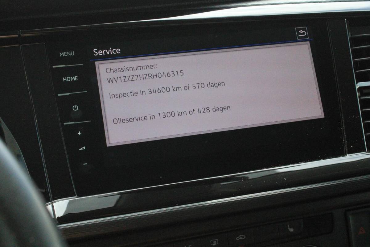 Volkswagen Transporter Volkswagen Transporter 2.0 TDI L2H1 30 DC Bulli 75-edition
