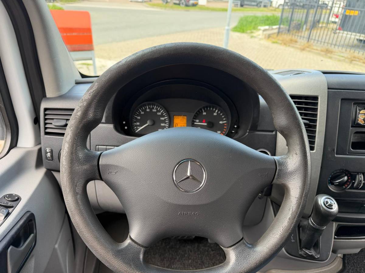 Mercedes-Benz Sprinter Mercedes-Benz Sprinter 210 CDI L1H1 DC Automaat | NAP | Trekhaak