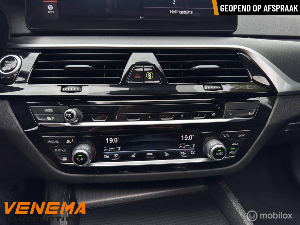 BMW 5 Serie BMW 530d Touring LCI M Sport Laserlicht 20 inch Full Options Mild Hybrid