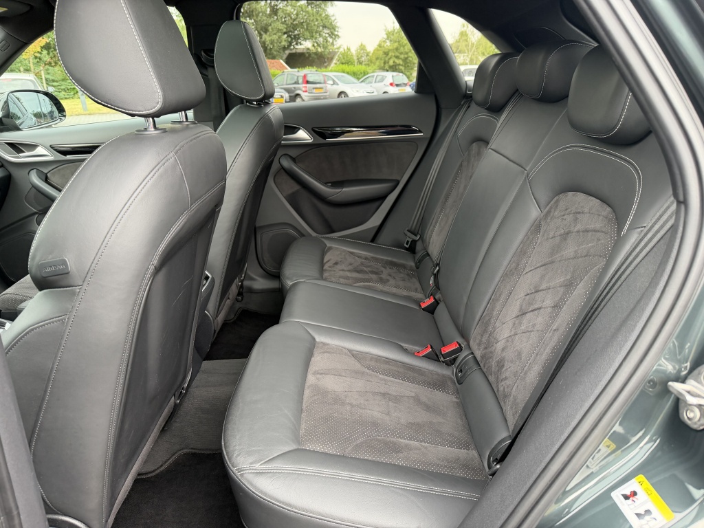Audi Q3 Audi Q3 1.4 TFSI S-Line