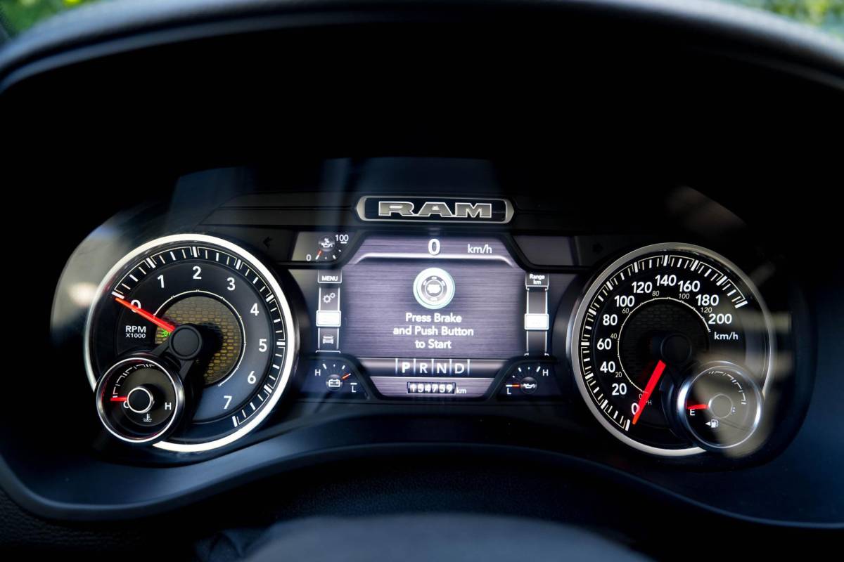 Dodge Ram 1500 Dodge Ram 1500 5.7 V8 4×4 Crew Cab Laramie | Milltek uitlaat | BTW | 360 Camera