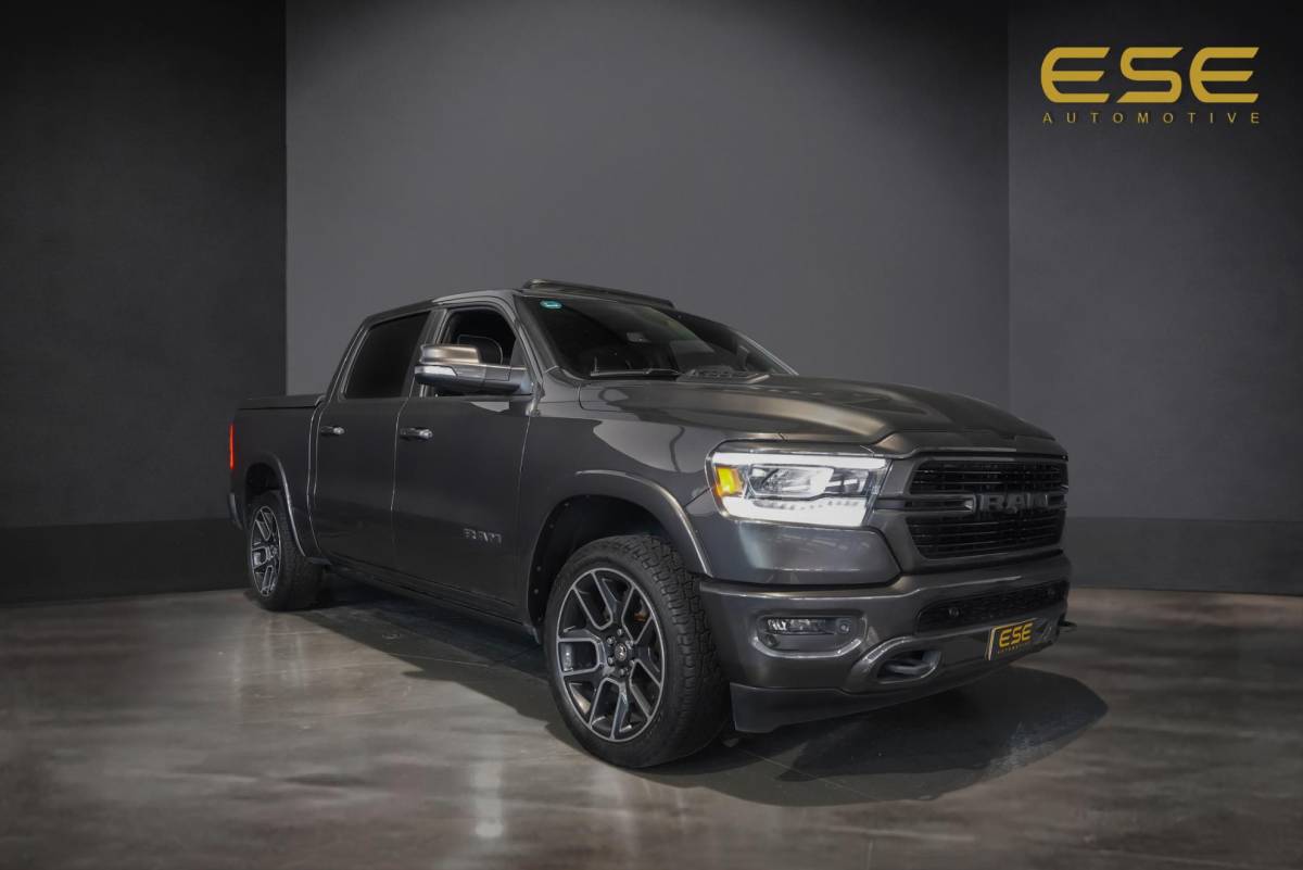 Dodge Ram 1500 Dodge Ram 1500 5.7 V8 4×4 Crew Cab Laramie | Milltek uitlaat | BTW | 360 Camera