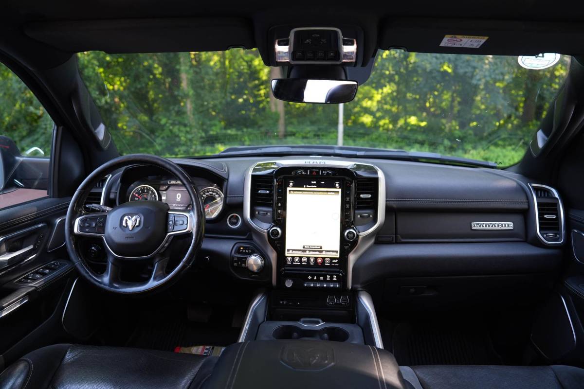 Dodge Ram 1500 Dodge Ram 1500 5.7 V8 4×4 Crew Cab Laramie | Milltek uitlaat | BTW | 360 Camera