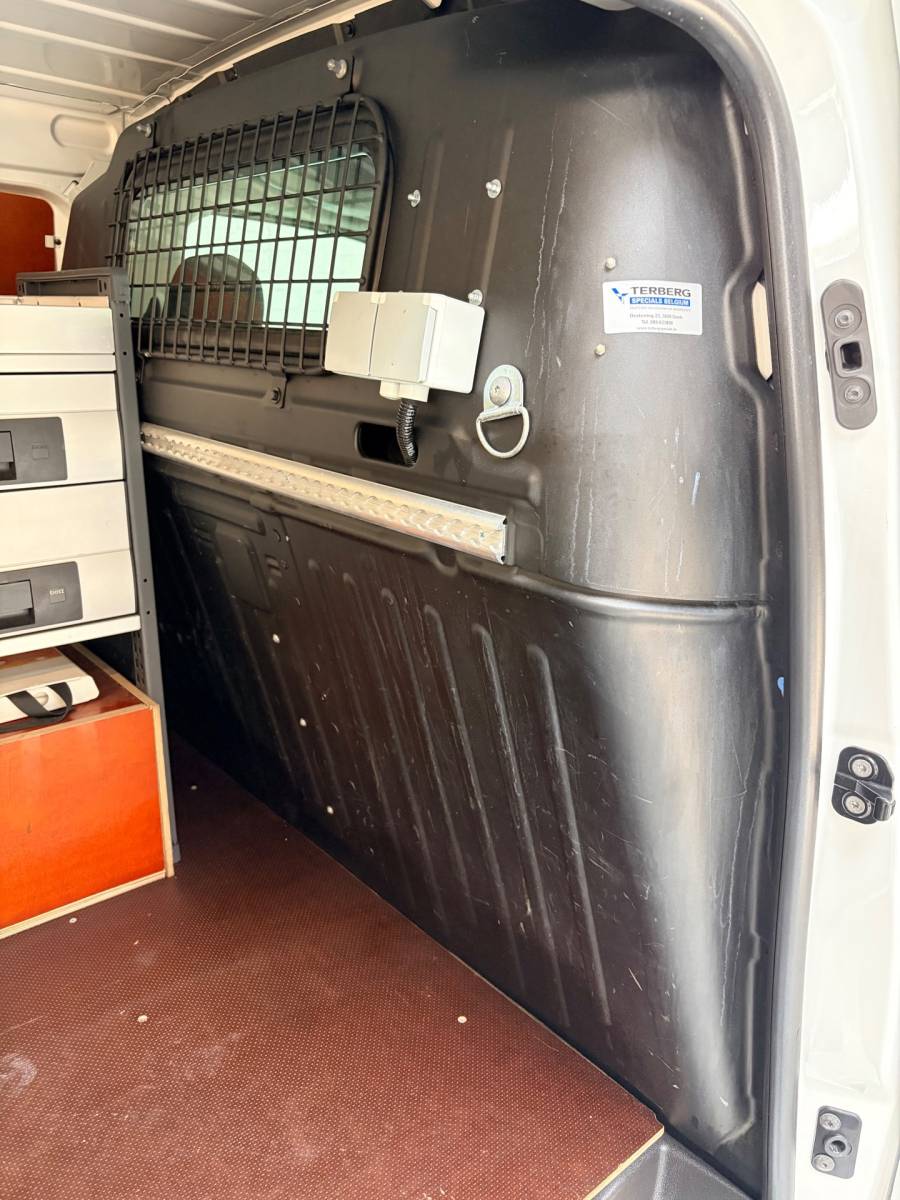 Citroën Berlingo Citroen Berlingo Servicewagen automaat 1.5 BlueHDI 130pk L1H1 BOTT inrichting, Victron omvormer v230, Standkachel, RIJKLAARPRIJS!