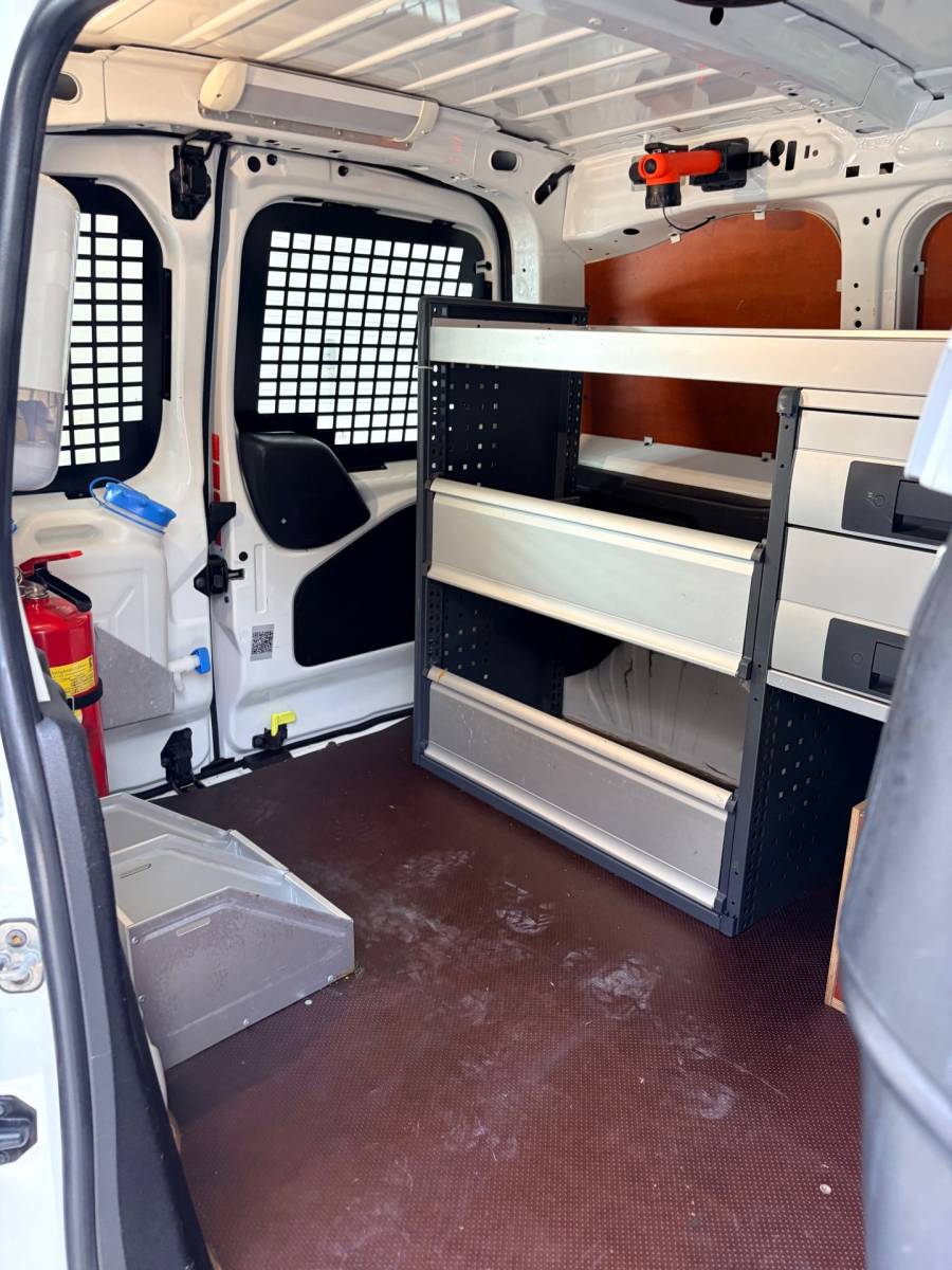 Citroën Berlingo Citroen Berlingo Servicewagen automaat 1.5 BlueHDI 130pk L1H1 BOTT inrichting, Victron omvormer v230, Standkachel, RIJKLAARPRIJS!