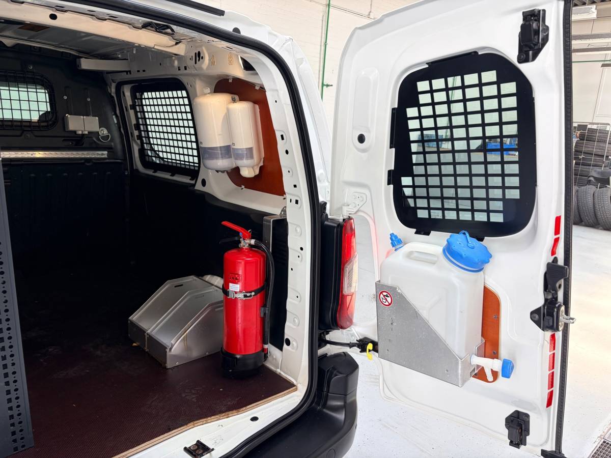 Citroën Berlingo Citroen Berlingo Servicewagen automaat 1.5 BlueHDI 130pk L1H1 BOTT inrichting, Victron omvormer v230, Standkachel, RIJKLAARPRIJS!