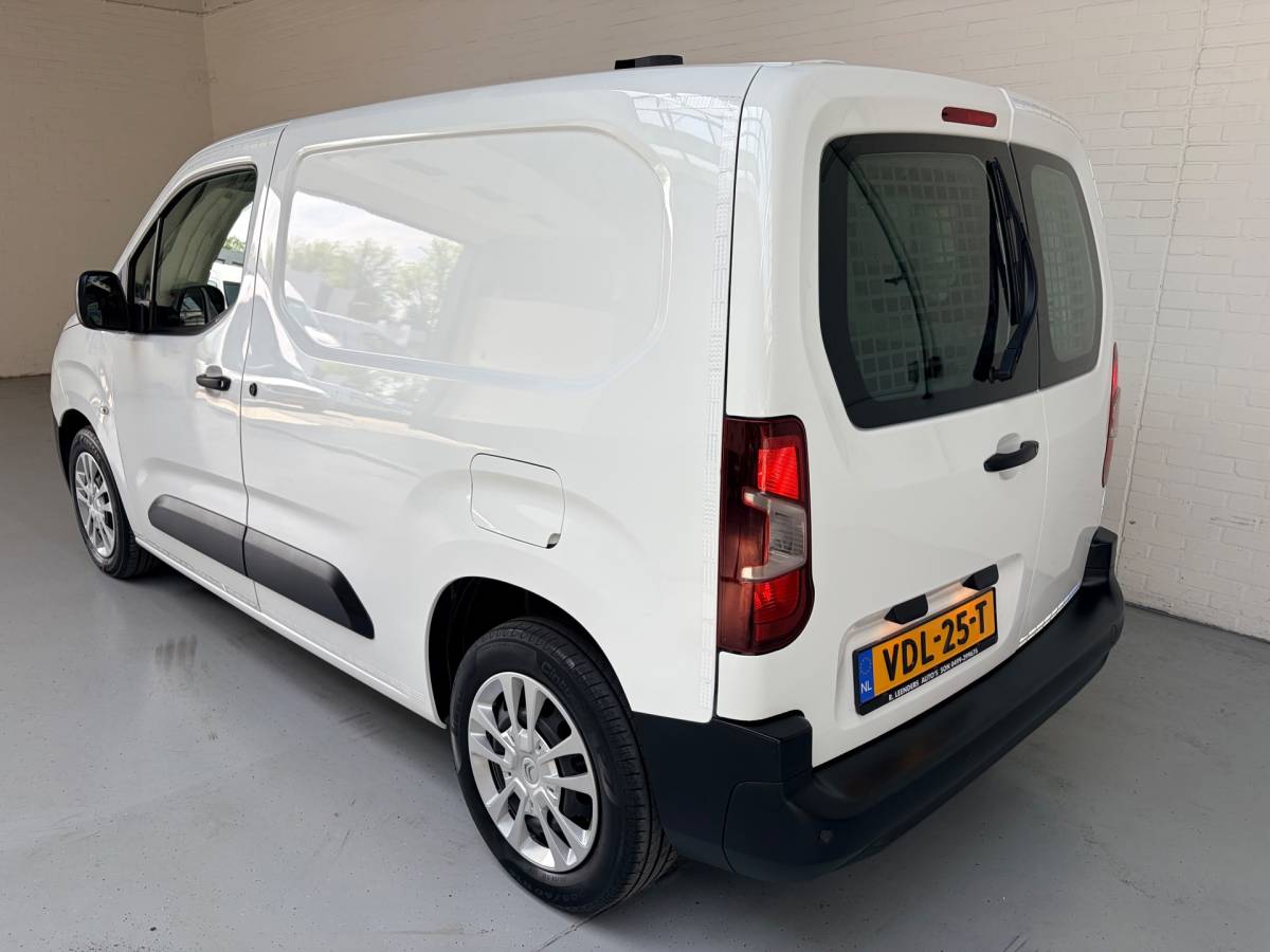 Citroën Berlingo Citroen Berlingo Servicewagen automaat 1.5 BlueHDI 130pk L1H1 BOTT inrichting, Victron omvormer v230, Standkachel, RIJKLAARPRIJS!