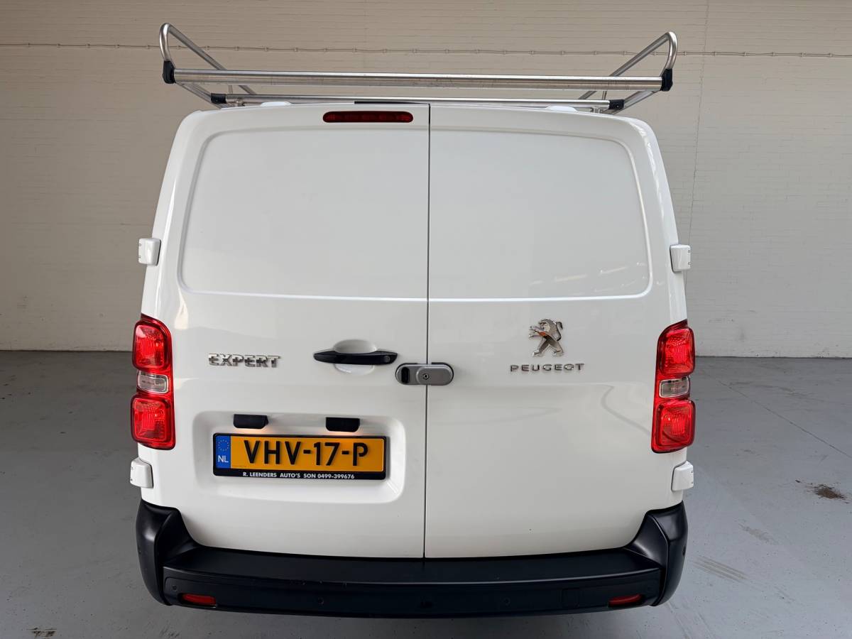 Peugeot Expert Peugeot Expert L3H1 2.0 BlueHDI 120pk Long Premium, 3Persoons, Imperiaal, Sortimo, RIJKLAARPRIJS!