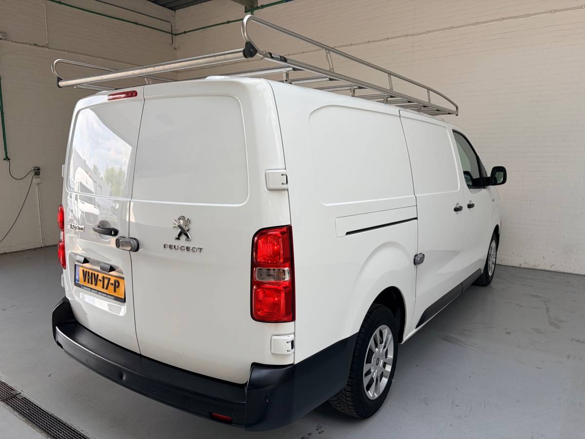 Peugeot Expert Peugeot Expert L3H1 2.0 BlueHDI 120pk Long Premium, 3Persoons, Imperiaal, Sortimo, RIJKLAARPRIJS!