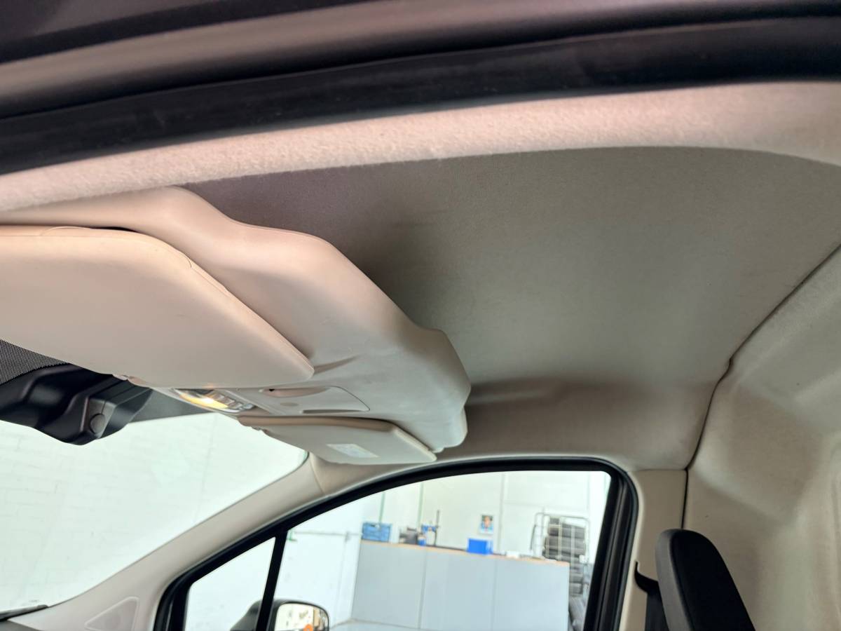 Ford Transit Courier Ford Transit Courier Benzine 1.0 100pk EcoBoost S&S, Airco, Navigatie, CruiseControl, NEDERLANDSE BUS RIJKLAARPRIJS!