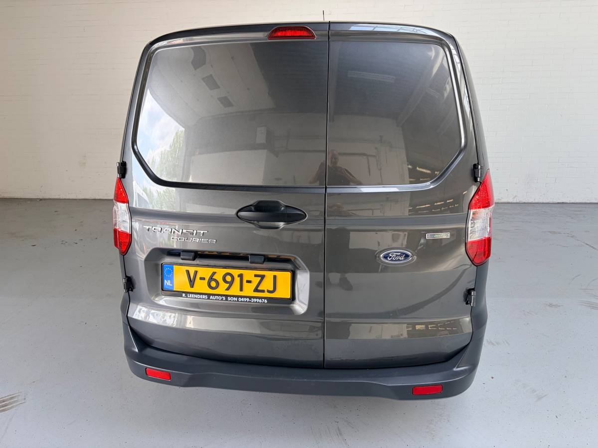Ford Transit Courier Ford Transit Courier Benzine 1.0 100pk EcoBoost S&S, Airco, Navigatie, CruiseControl, NEDERLANDSE BUS RIJKLAARPRIJS!