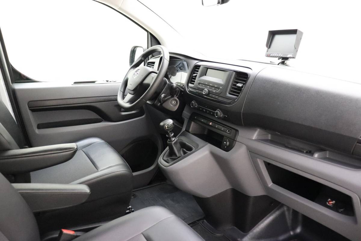 Opel Vivaro Opel Vivaro 2.0 CDTI L2H1 Edition | Airco | Cruise Control | Camera | Parkeersensoren achter | Trekhaak | Bluetooth