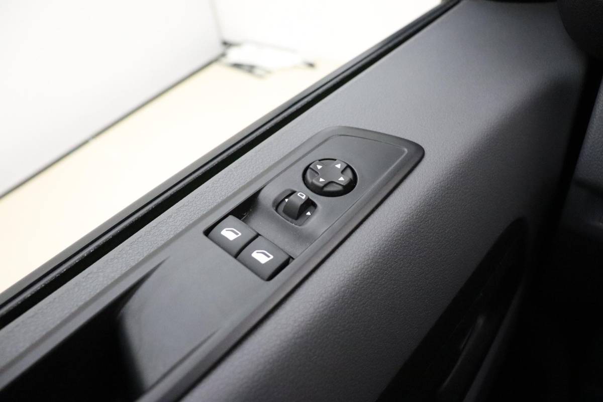 Opel Vivaro Opel Vivaro 2.0 CDTI L2H1 Edition | Airco | Cruise Control | Camera | Parkeersensoren achter | Trekhaak | Bluetooth