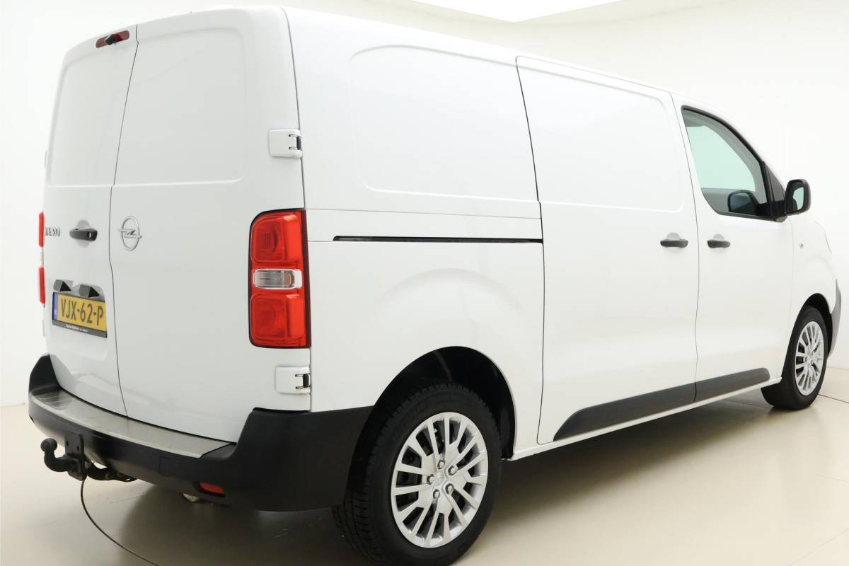 Opel Vivaro Opel Vivaro 2.0 CDTI L2H1 Edition | Airco | Cruise Control | Camera | Parkeersensoren achter | Trekhaak | Bluetooth