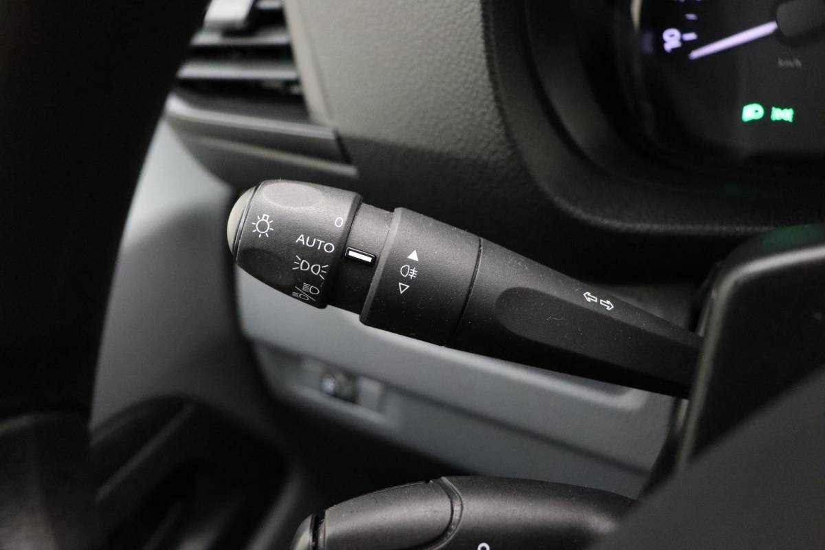 Opel Vivaro Opel Vivaro 2.0 CDTI L2H1 Edition | Airco | Cruise Control | Camera | Parkeersensoren achter | Trekhaak | Bluetooth