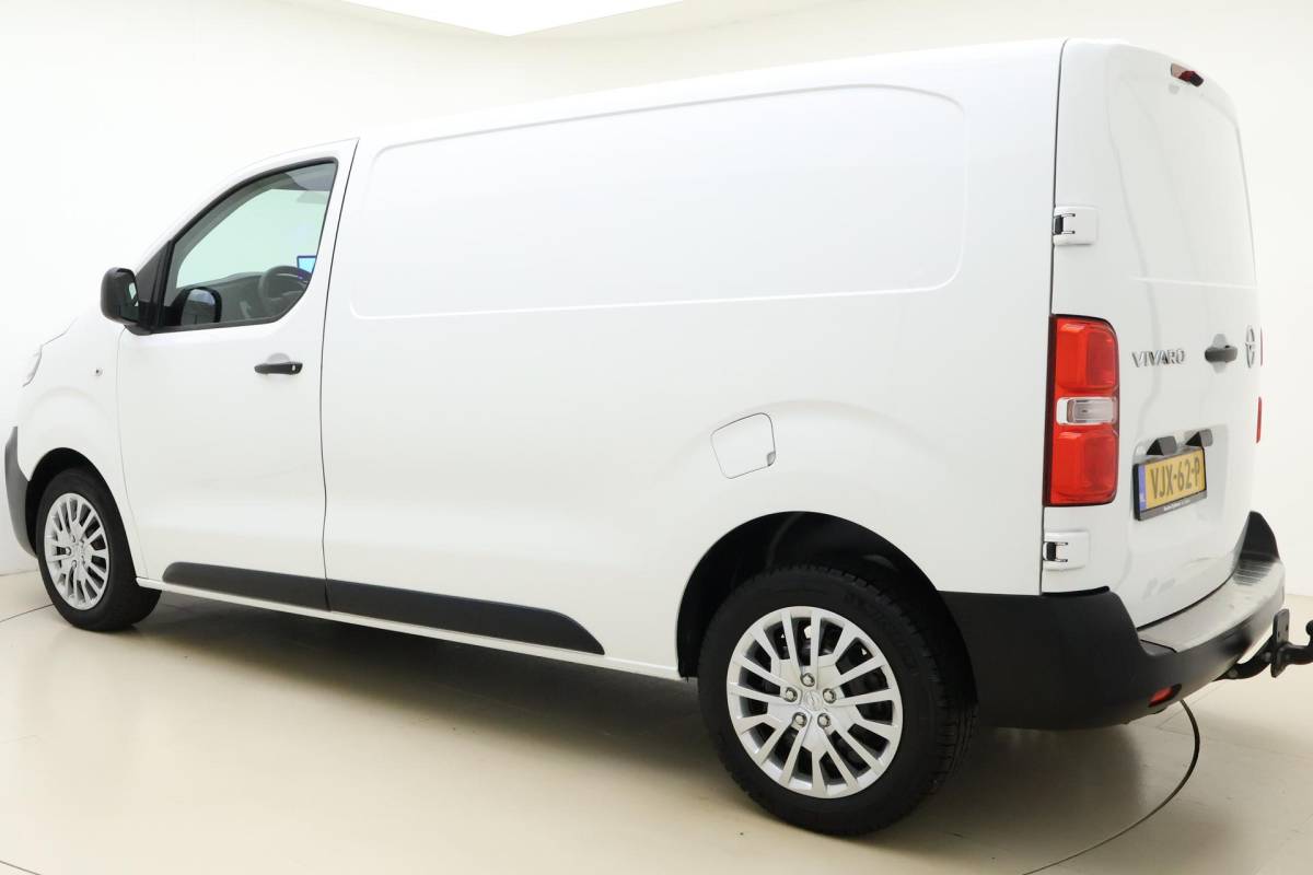 Opel Vivaro Opel Vivaro 2.0 CDTI L2H1 Edition | Airco | Cruise Control | Camera | Parkeersensoren achter | Trekhaak | Bluetooth