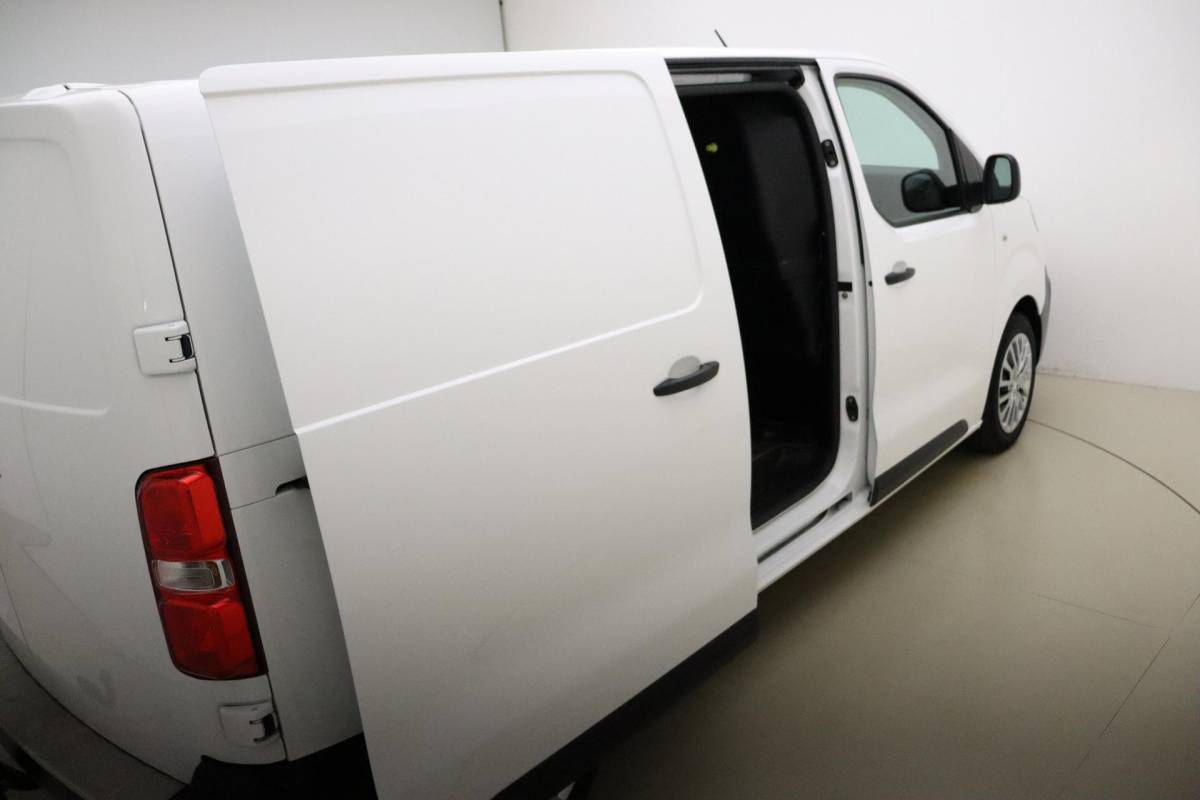 Opel Vivaro Opel Vivaro 2.0 CDTI L2H1 Edition | Airco | Cruise Control | Camera | Parkeersensoren achter | Trekhaak | Bluetooth