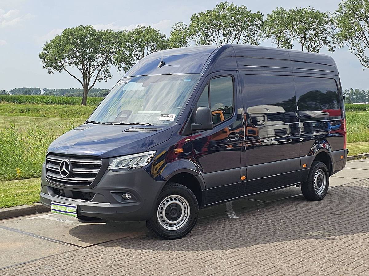 Mercedes-Benz Sprinter MERCEDES-BENZ SPRINTER 317 l2h2 pro mbux10 led