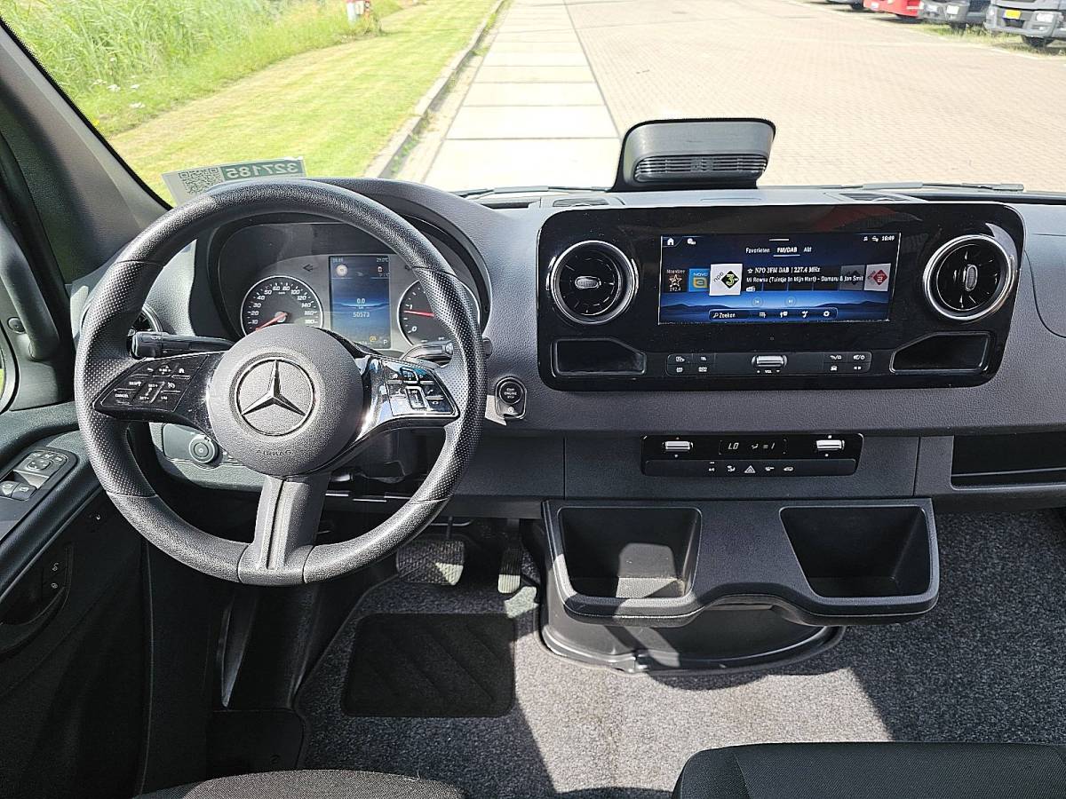 Mercedes-Benz Sprinter MERCEDES-BENZ SPRINTER 317 l2h2 pro mbux10 led