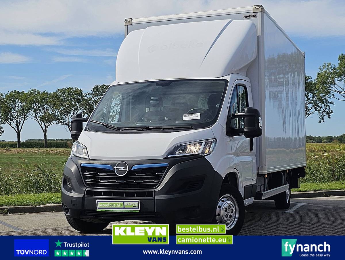 Opel Movano