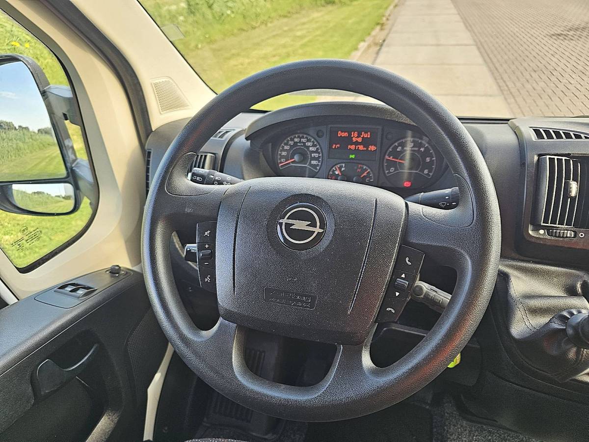 Opel Movano OPEL MOVANO 2.2 bakwagen laadklep!
