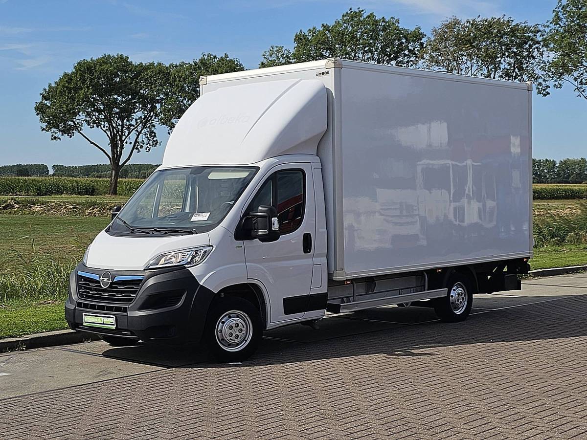 Opel Movano OPEL MOVANO 2.2 bakwagen laadklep!