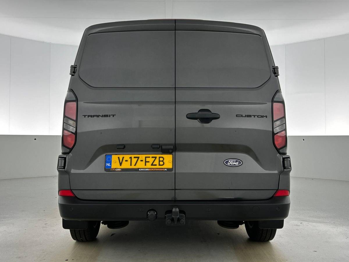 Ford Transit Custom Ford Transit Custom 300 2.0 TDCI L2H1 Trend Nieuw Model Automaat Ford Transit Custom 300 2.0 TDCI L2H1 Trend NM Automaat Navigatie Parkeersensoren Camera