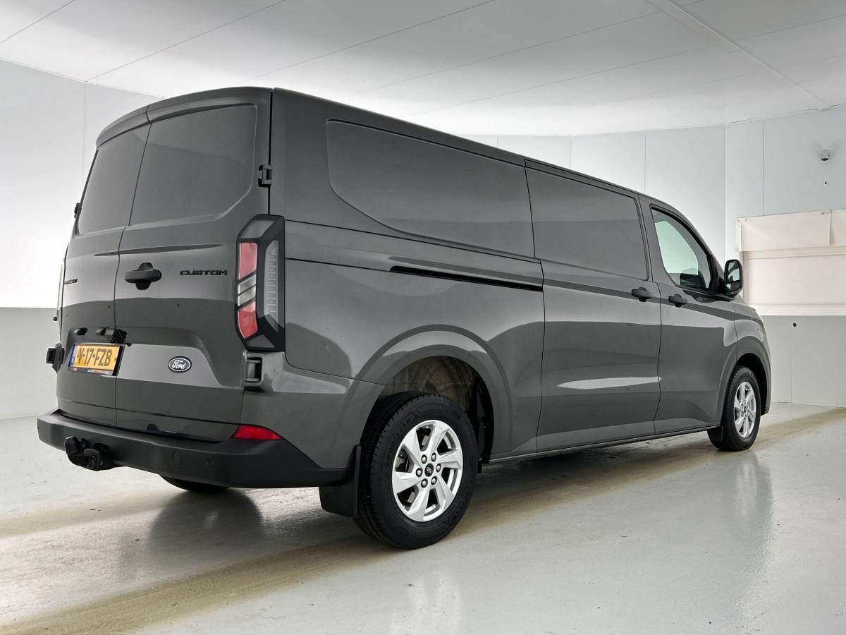 Ford Transit Custom Ford Transit Custom 300 2.0 TDCI L2H1 Trend Nieuw Model Automaat Ford Transit Custom 300 2.0 TDCI L2H1 Trend NM Automaat Navigatie Parkeersensoren Camera