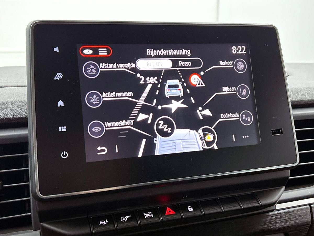 Renault Trafic Renault Trafic 2.0 Blue dC1 150PK L2H1 Dubbele Cabine Automaat Navigatie Airco Lichtmetalen velgen Betimmering Trekhaak Camera Parkeer sensoren Dab
