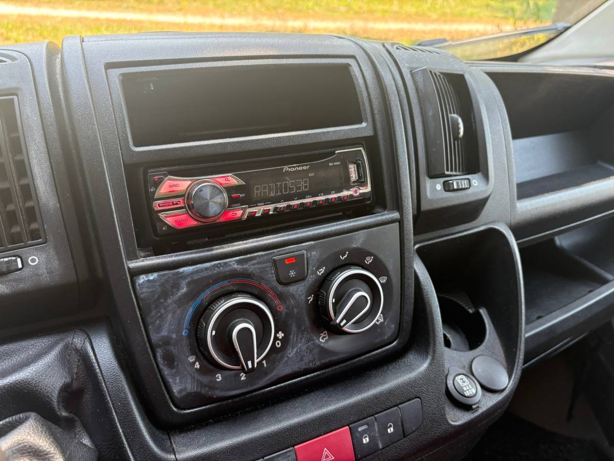 Fiat Ducato Fiat FIAT DUCATO |Kipper|kieper|CNG|NAP|airco|5 zitplaatsen|bluetooth|parkeersensoren achter|trekhaak|elektrisch pakket