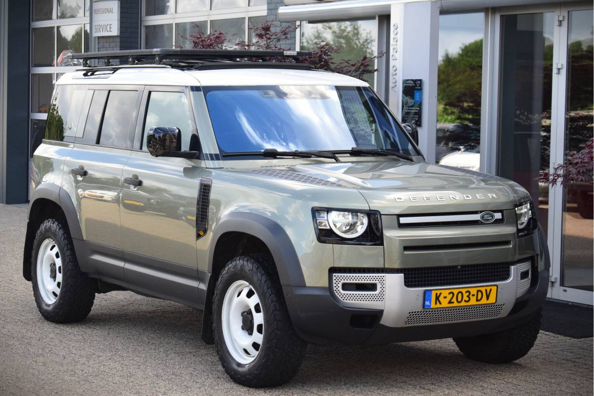 Land Rover Defender Land Rover Defender 110 2.0 P300 110 SE 7p. OrigNL 7-zits | Panodak!