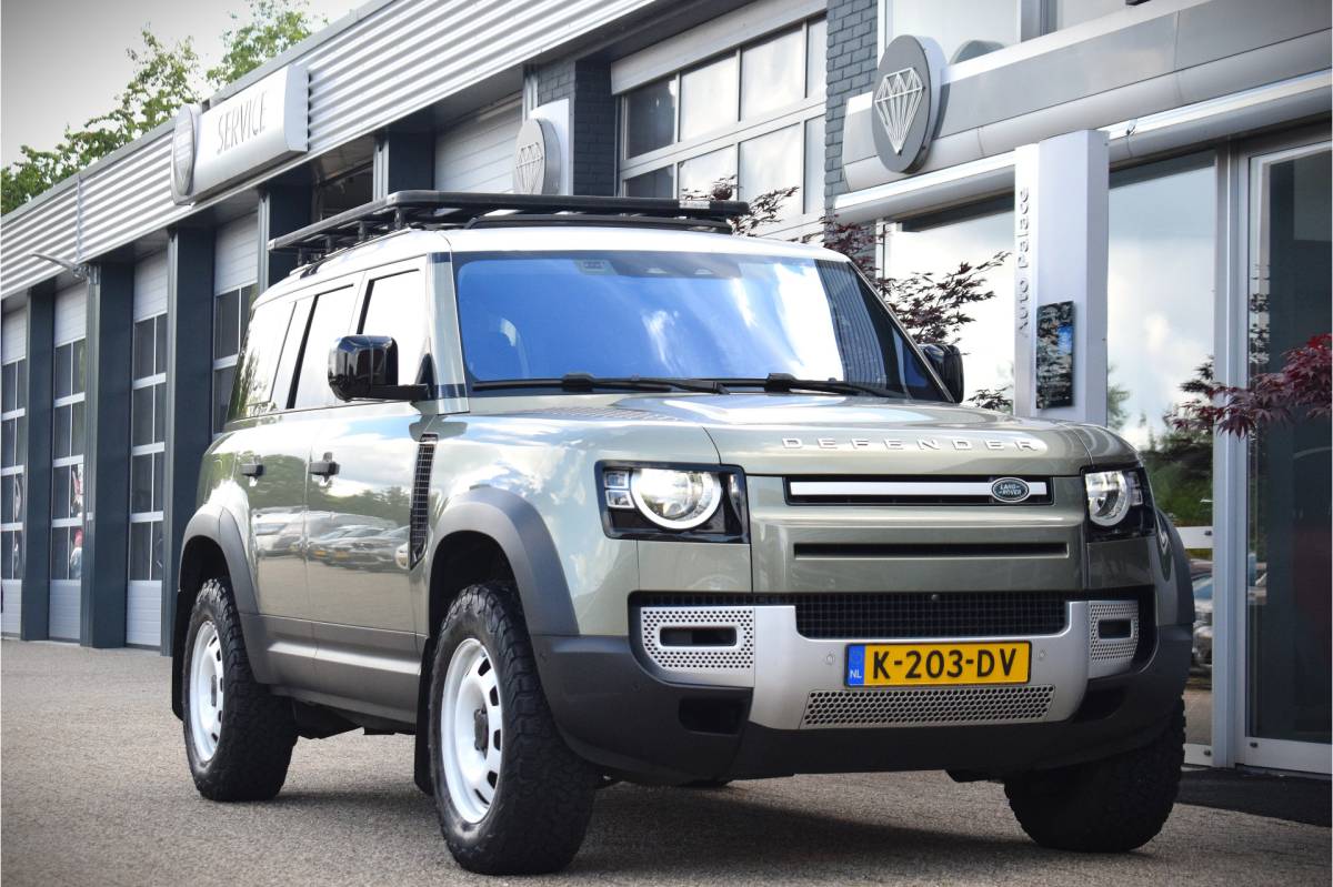 Land Rover Defender Land Rover Defender 110 2.0 P300 110 SE 7p. OrigNL 7-zits | Panodak!