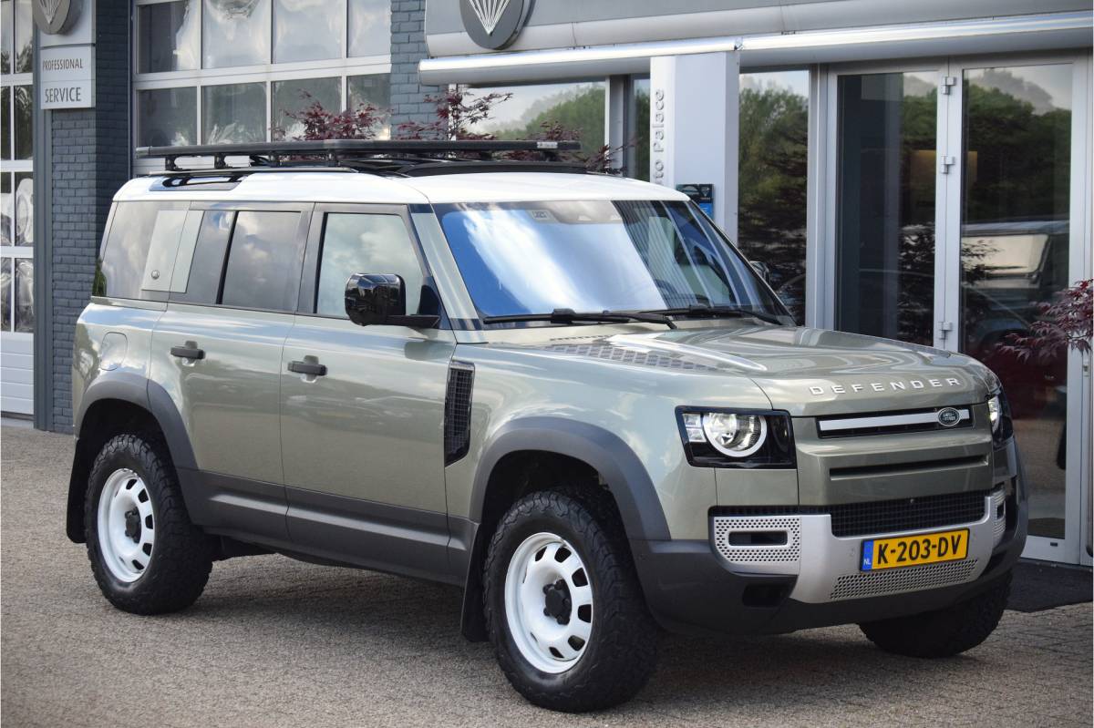 Land Rover Defender Land Rover Defender 110 2.0 P300 110 SE 7p. OrigNL 7-zits | Panodak!